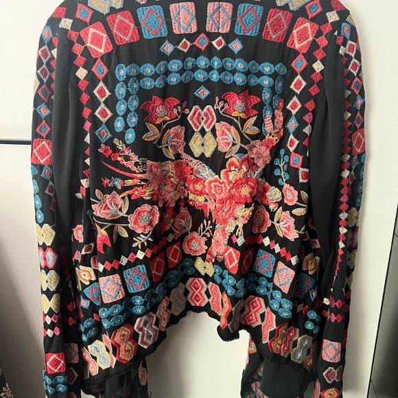 Johnny Was Short Wrap Embroidered Tencel NWOT - Picture 3 of 7